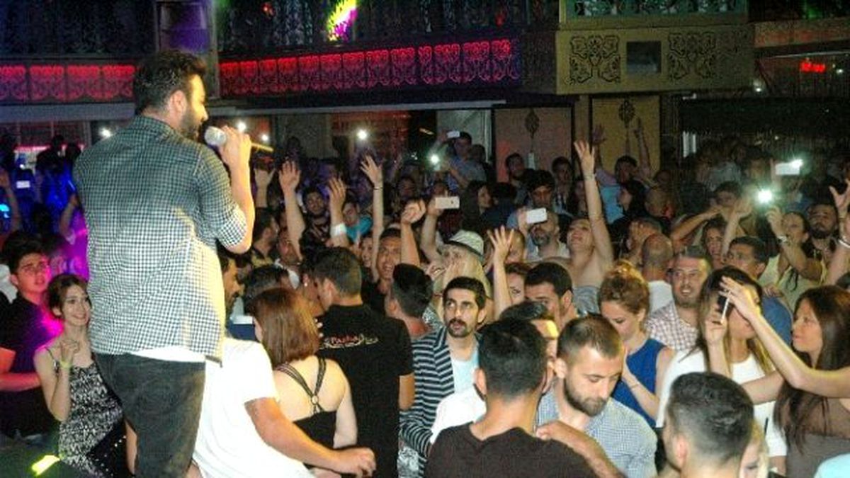 Bodrum Emre Kaya ile Coştu