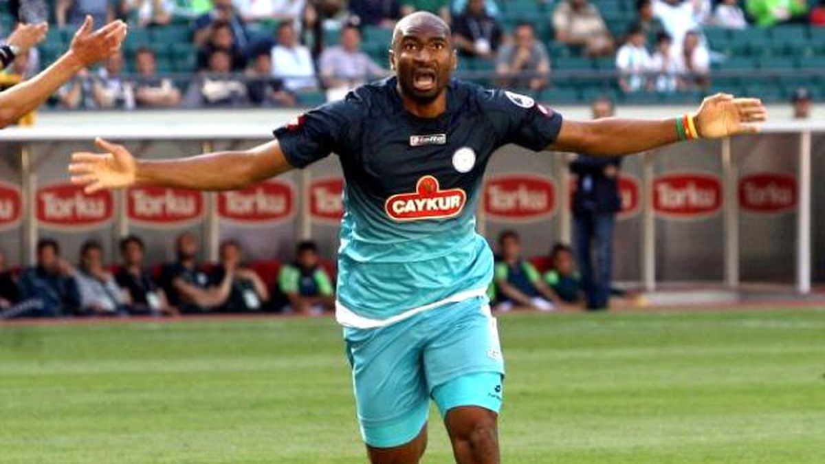 Çaykur Rizesporlu Kweuke\'nin Gözü Rekorda