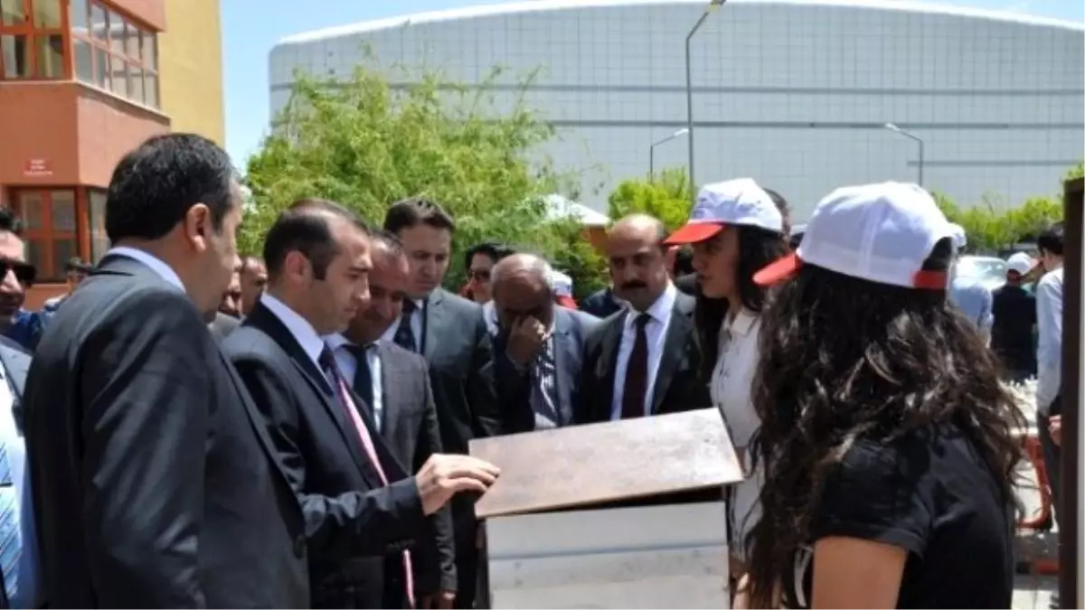 Edremit\'te Tübitak Bilim Fuarı