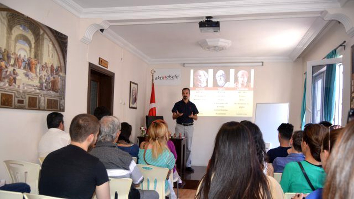 Eskişehir Platon ve Mağara Mitosu\'nu Öğrendi