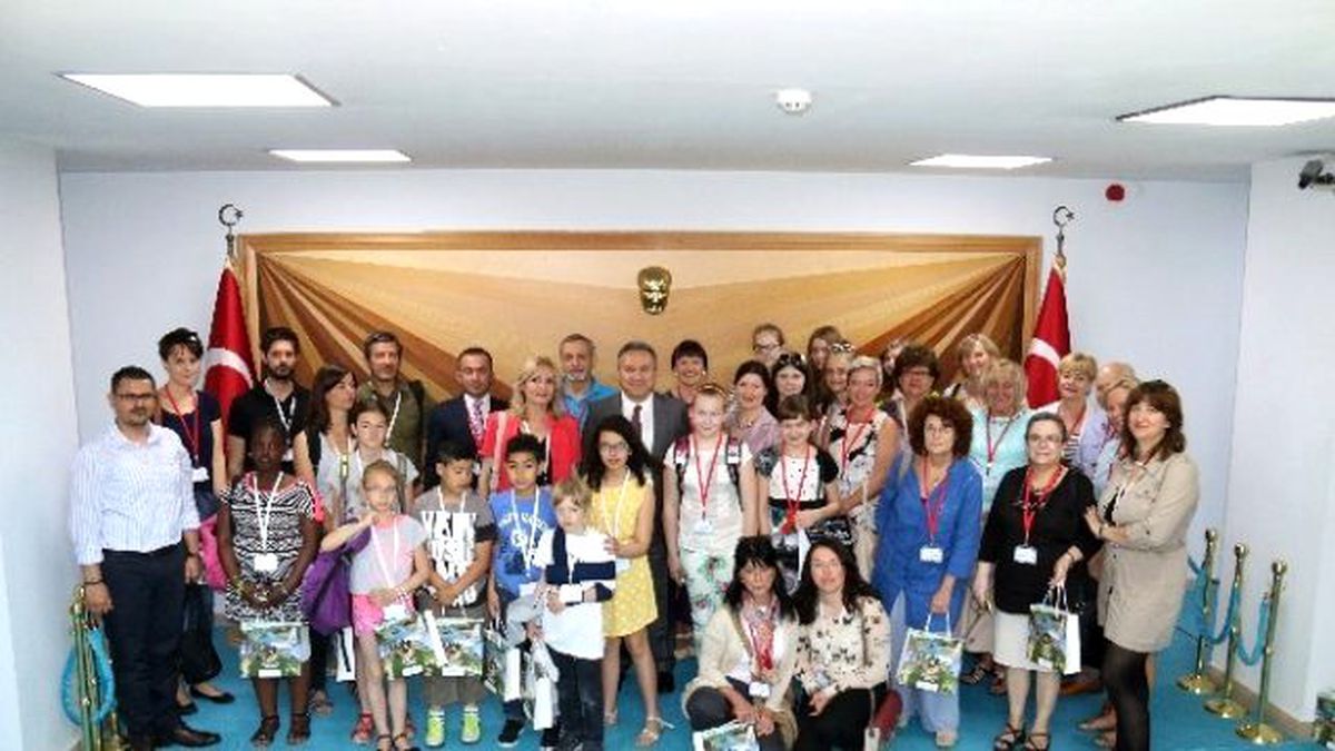 Estonya, Fransa, Polonya, Slovakya ve İtalya\'dan Geldiler