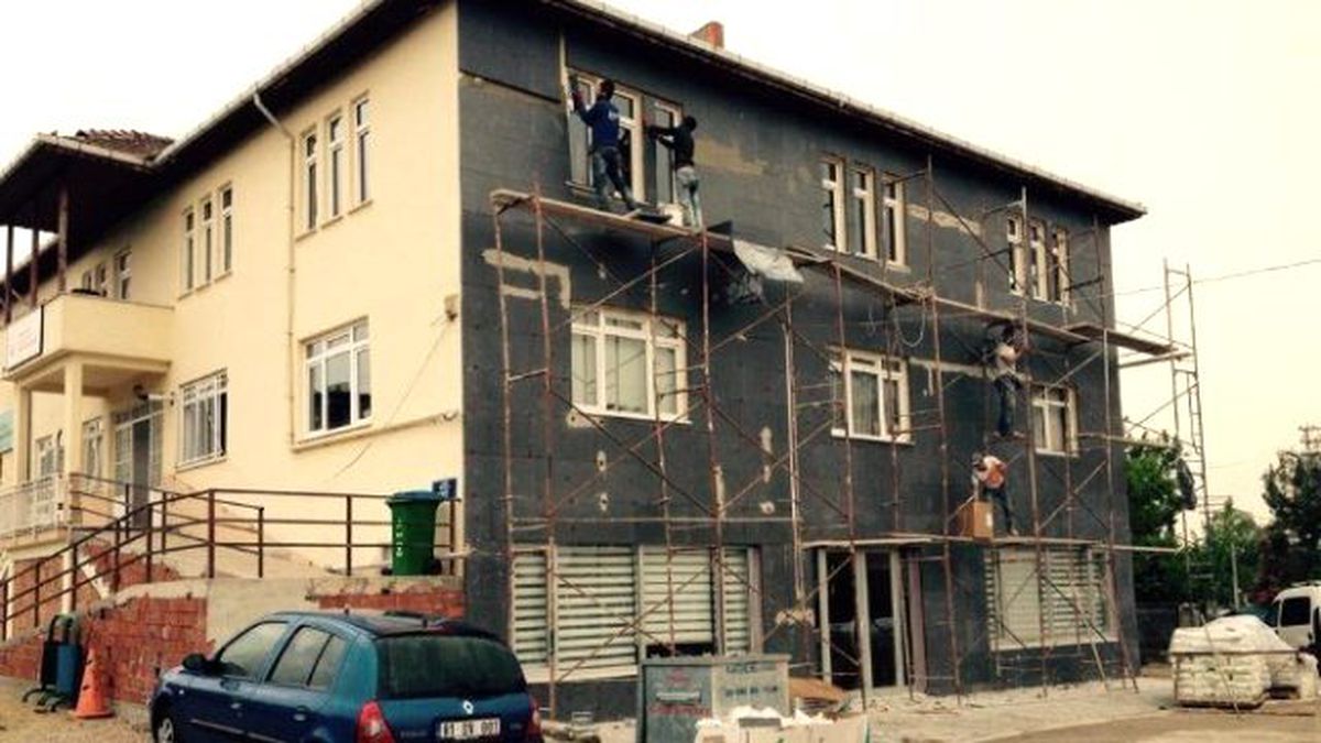 Kartepe\'deki Bina Tadilatı Takdir Görüyor