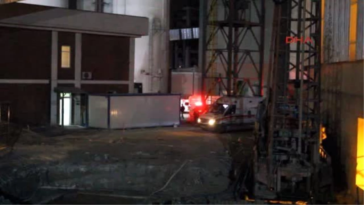 Kazan\'da Çimento Fabrikasında Patlama 3 Ölü, 2 Yaralı