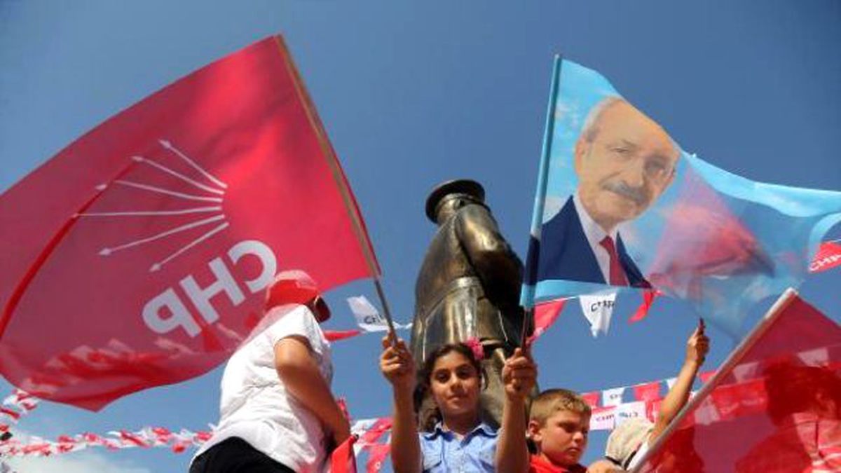 Kılıçdaroğlu: Davutoğlu Erdoğan İçin, Kılıçdaroğlu Halk İçin Çalışır