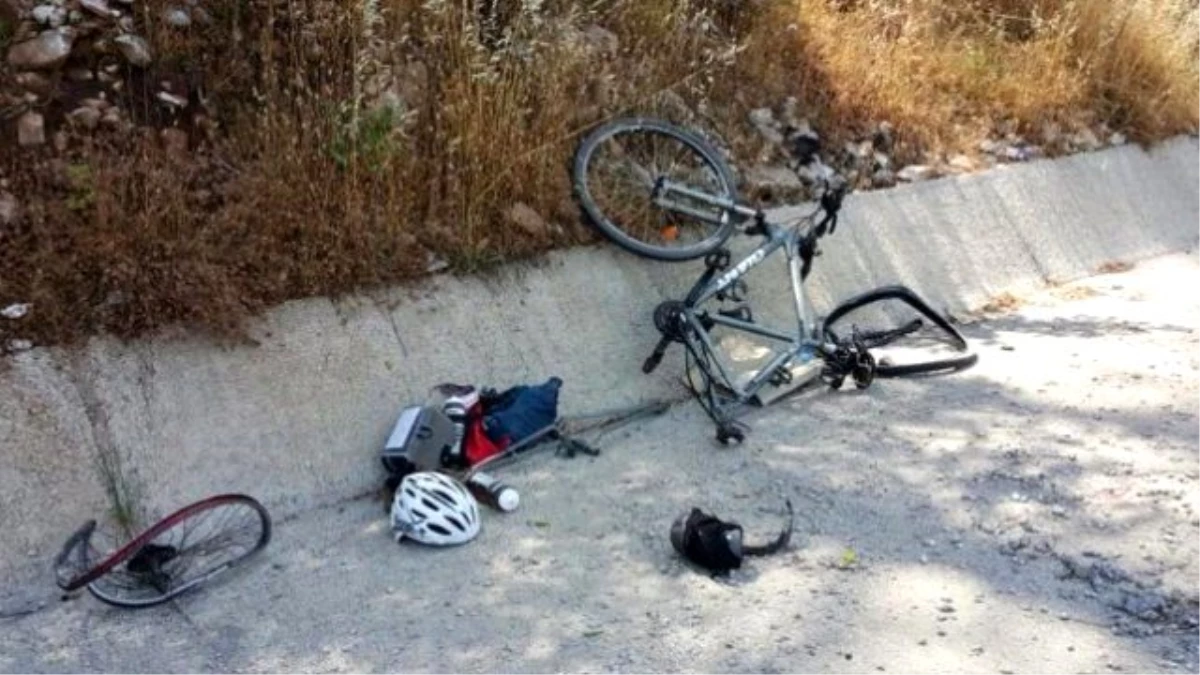 Muğla\'da Otomobilin Çarptığı Fransız Bisikletçi Ağır Yaralandı