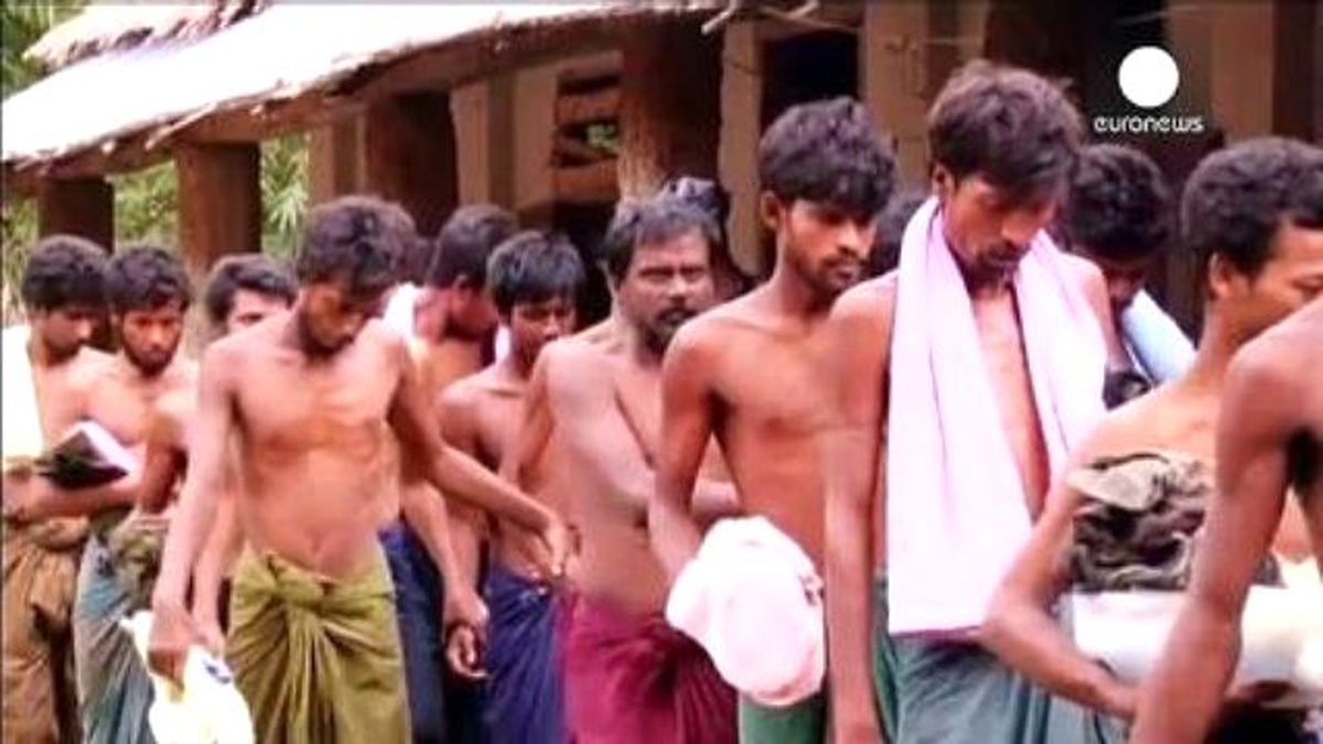 Tayland Sınırında Arakan Müslümanlarına Ait Toplu Mezar Bulundu