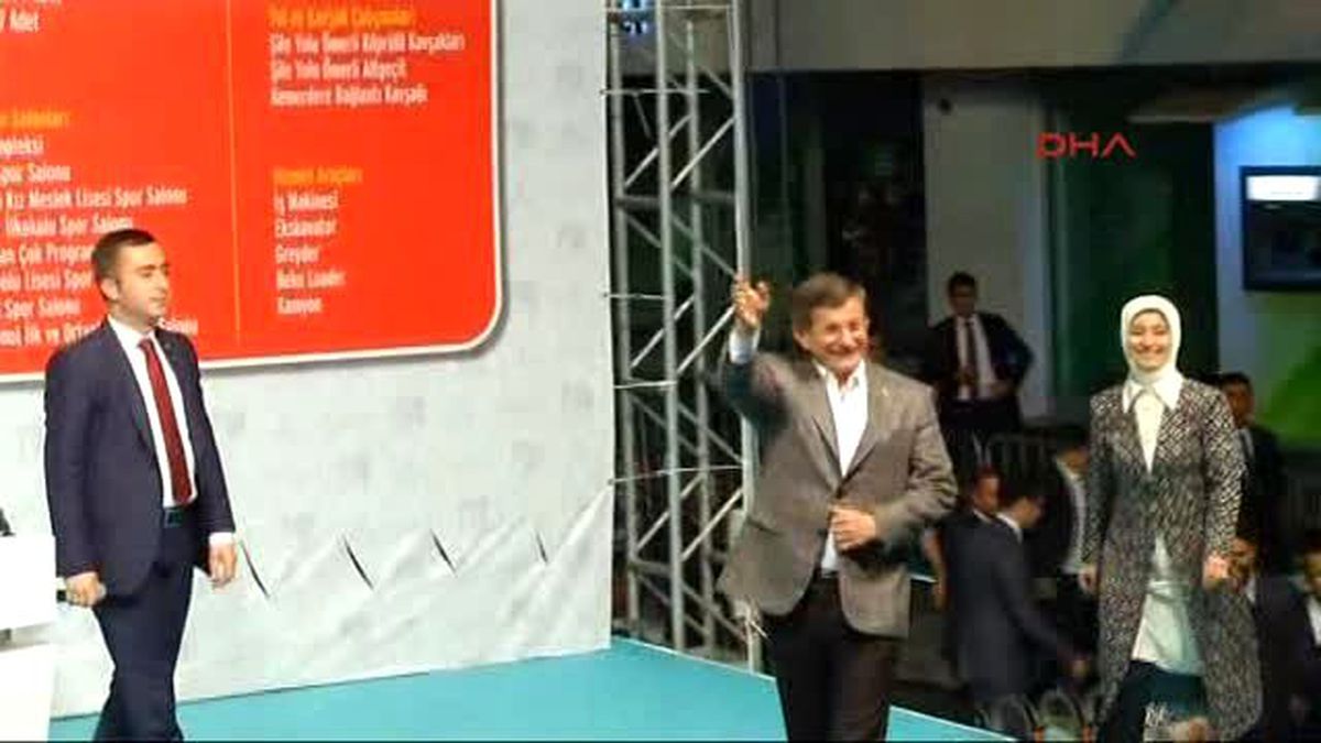 1 Davutoğlu Bunların Tek Hedefi Var; AK Parti\'yi Zayfılatmak, Türkiye\'nin 12 Yıllık Birikimini...
