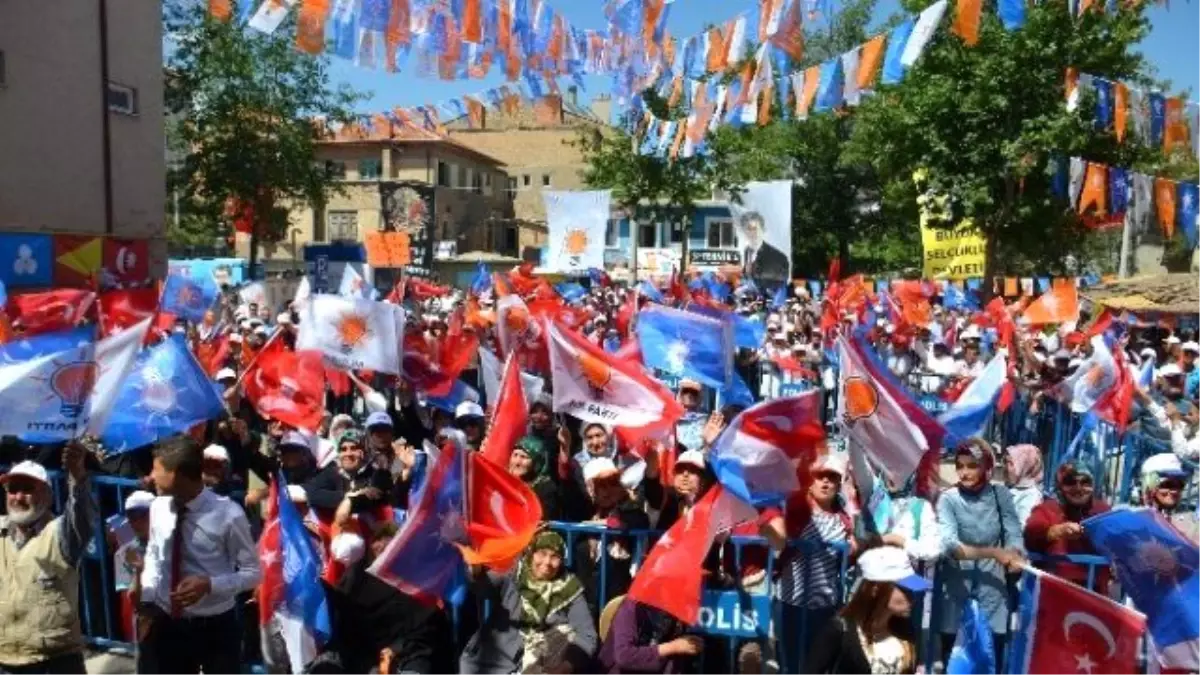 AK Parti Grup Başkanvekili Ünal Konya\'da İlçe Mitinglerine Katıldı