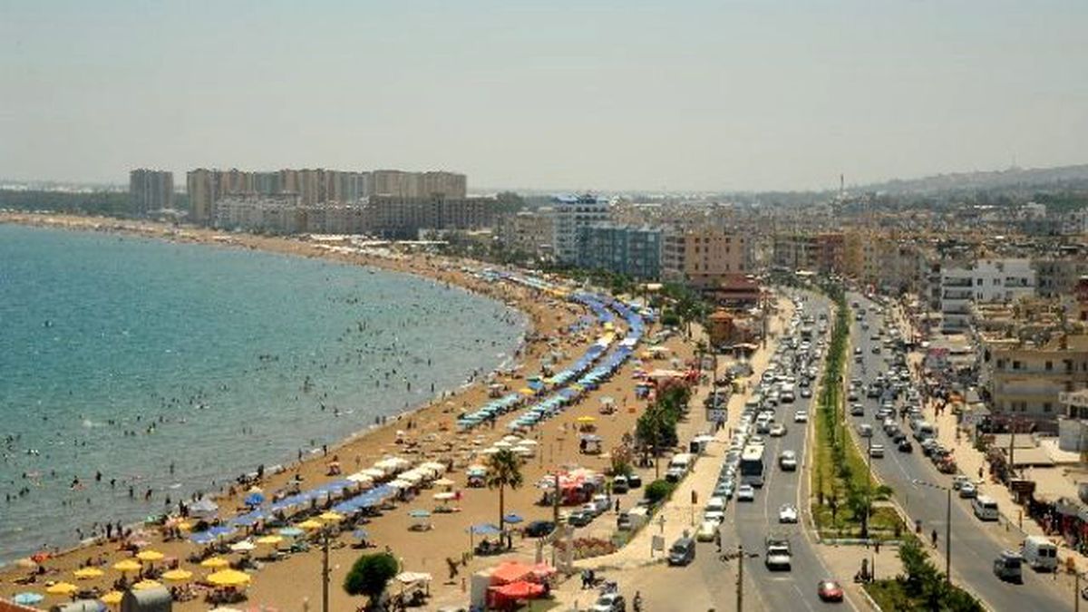 Atakent Plajı Halkın Kullanımına Ücretsiz Açılacak