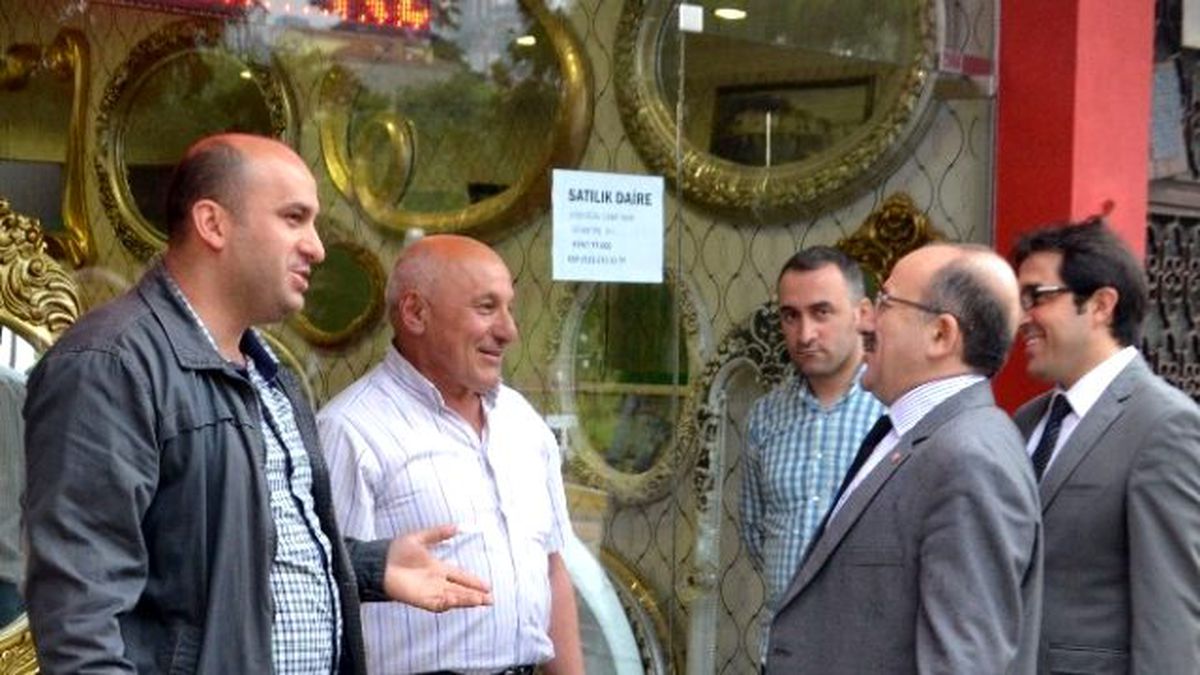 Başkan Gümrükçüoğlu Esnaf Ziyaretlerini Sürdürüyor