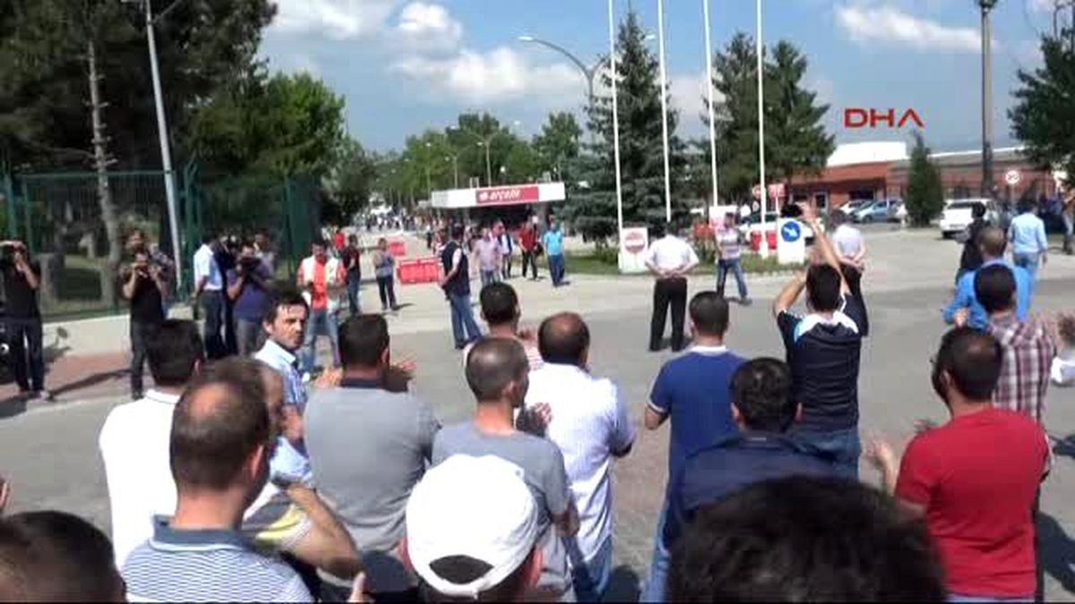 Bolu\'dan Ford İşçilerine Destek