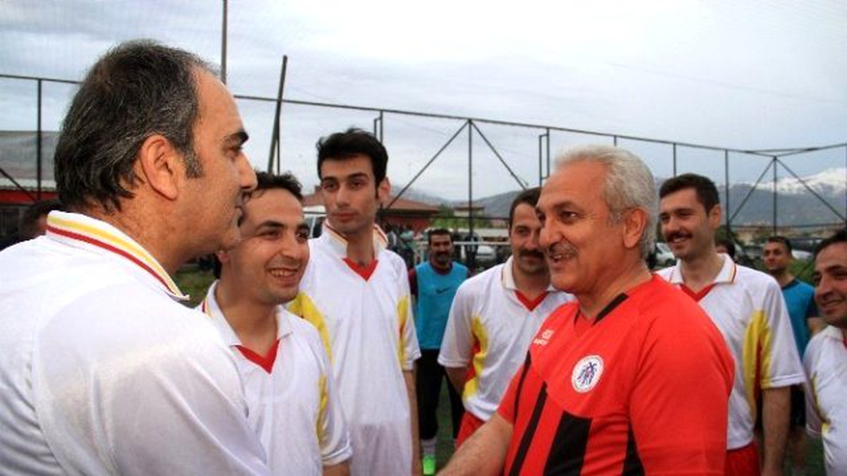 Erzincan Belediyesi Birimler Arası Futbol Turnuvası Başladı
