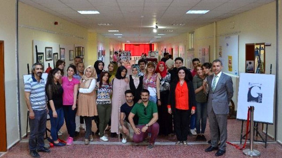 Fü Eğitim Fakültesi\'nden Yıl Sonu Sergisi