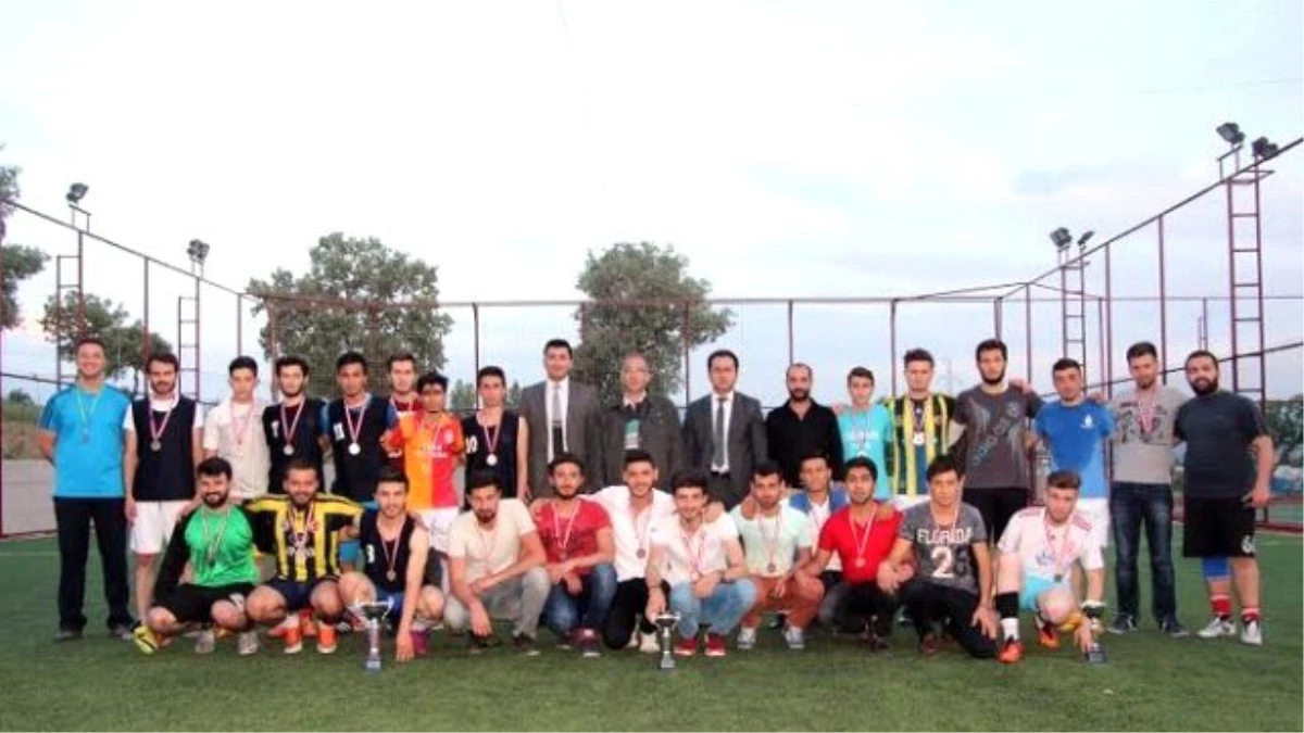 Gediz Myo Bahar Dönemi Futbol Turnuvası Sona Erdi