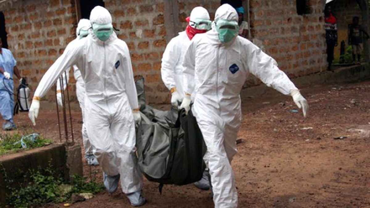Gine\'de 6 Kişi Ebola\'dan Ölen Akrabalarını Kaçırırken Yakalandı