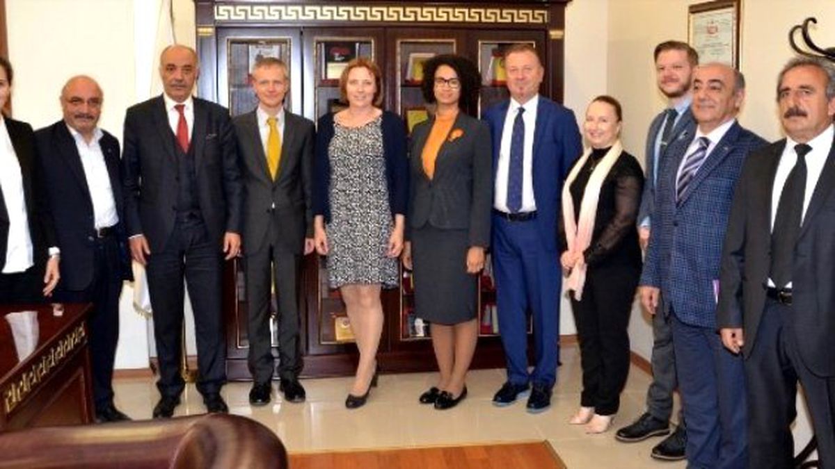 İşadamlarına, Schengen Vizesi Anlatıldı