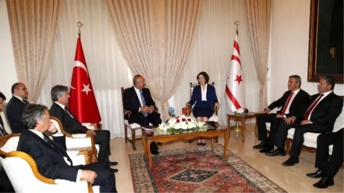 KKTC Meclis Başkanı Siber, Çavuşoğlu'nu Kabul Etti