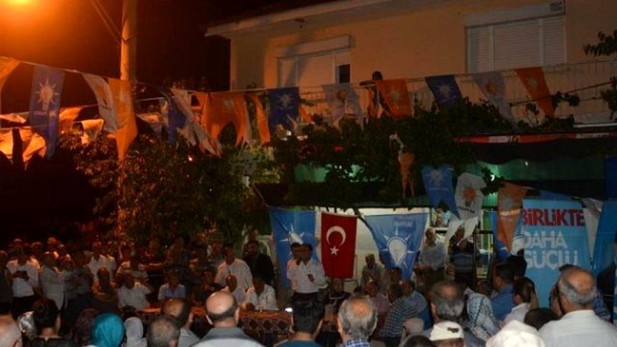 Murat Baybatur\'dan Gece Mitingi