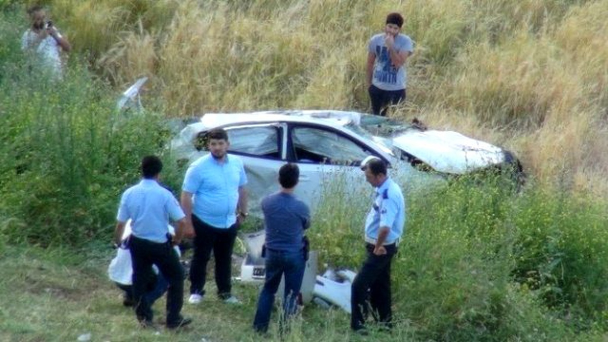Otomobil Uçuruma Yuvarlandı: 1 Ölü