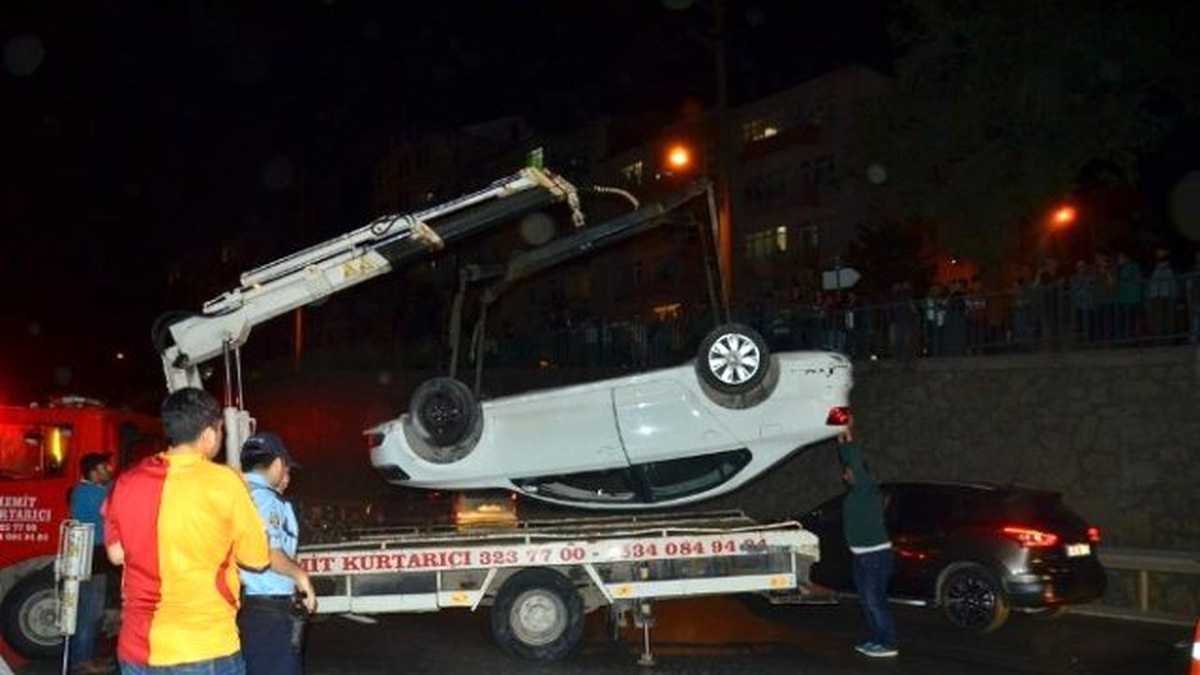 Şampiyonluk Dönüşü Kaza: 1 Yaralı