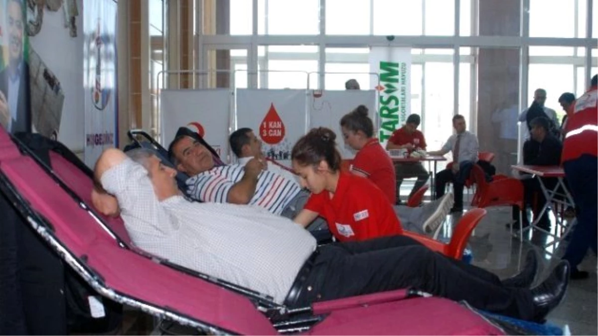 Sigorta Haftası\'nda Kan Bağışı Kampanyası
