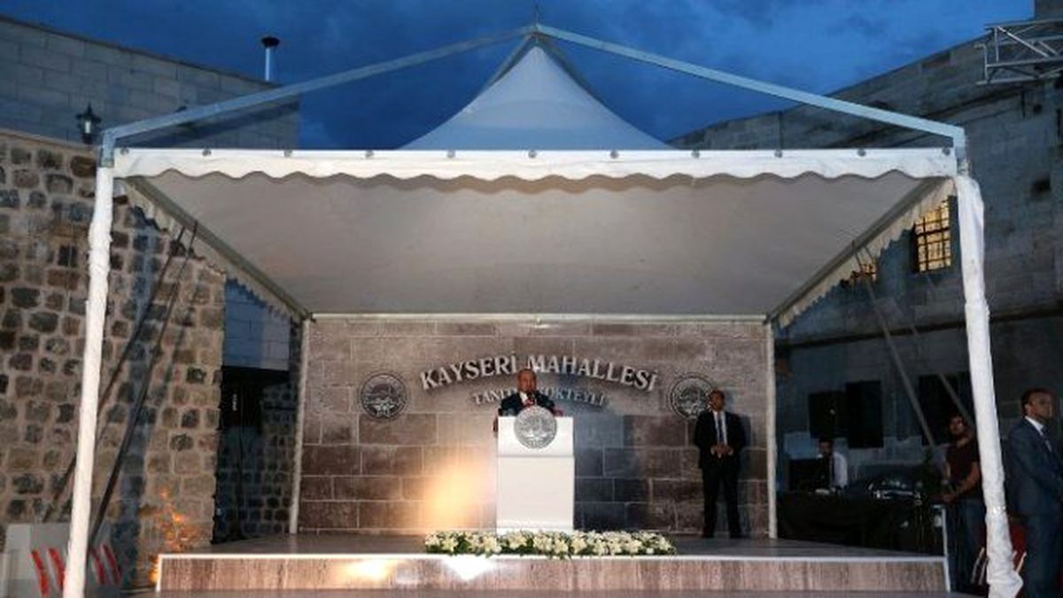 Tarih, Bu Mahallede Yaşayacak