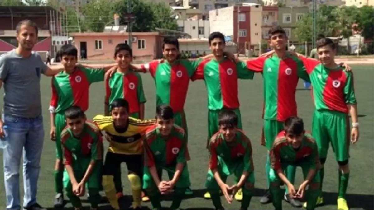 Yeni Diyarbakırspor U13: 1 Bağlar Gençlikspor U13: 1