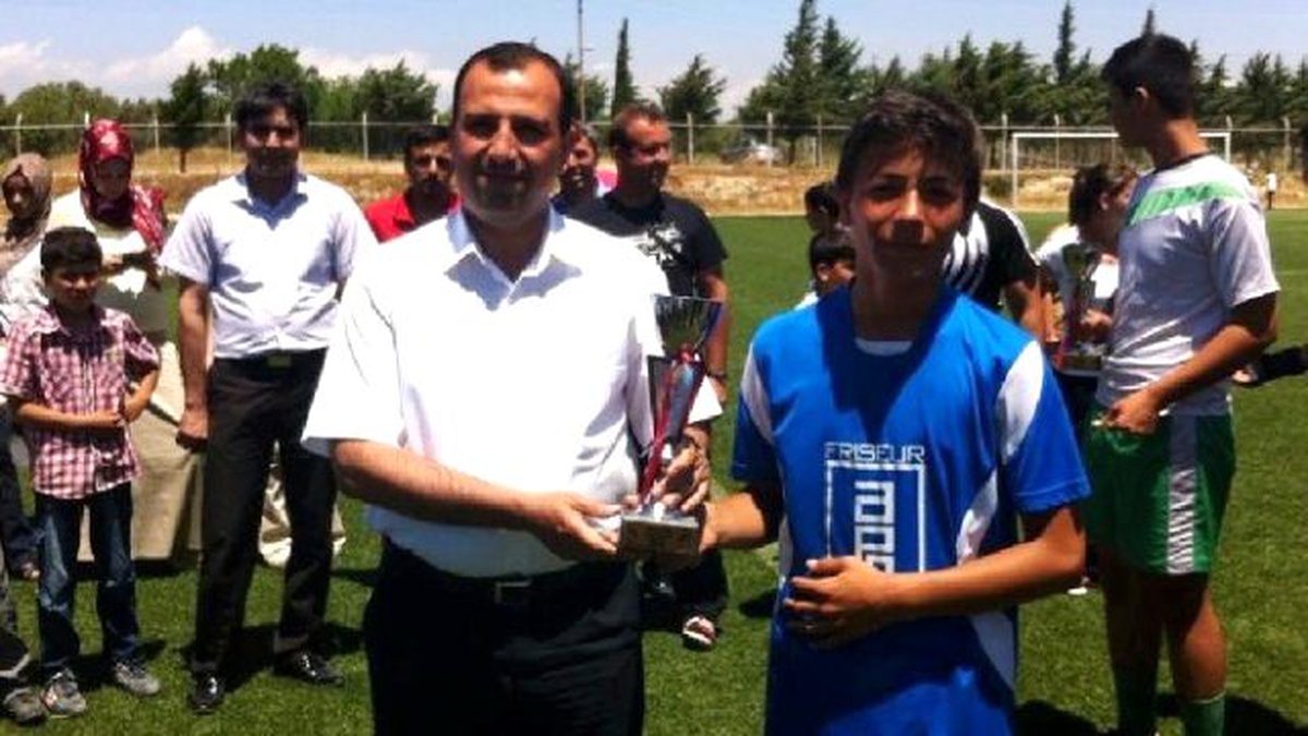 Altınözü\'nde Ortaokullar Arası Futbol Turnuvası