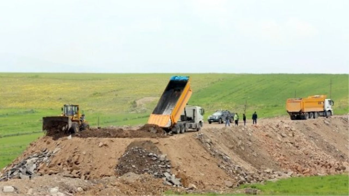 Başakpınar Yolu Yenileniyor