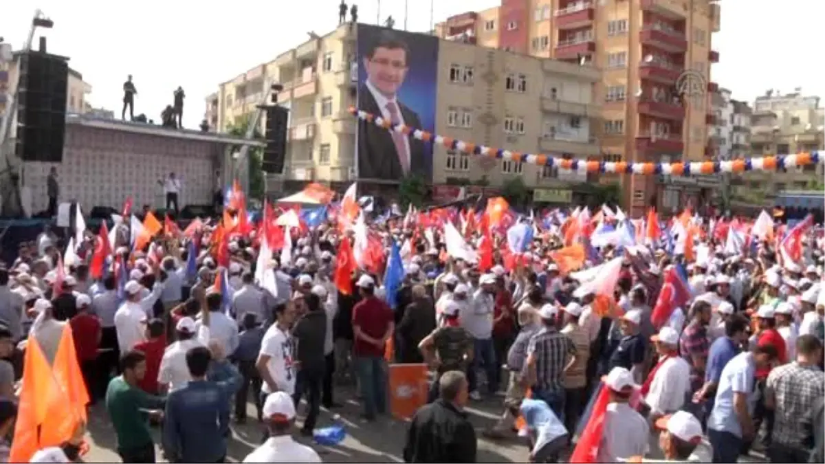 Başbakan Davutoğlu, Mardin\'e Gitti