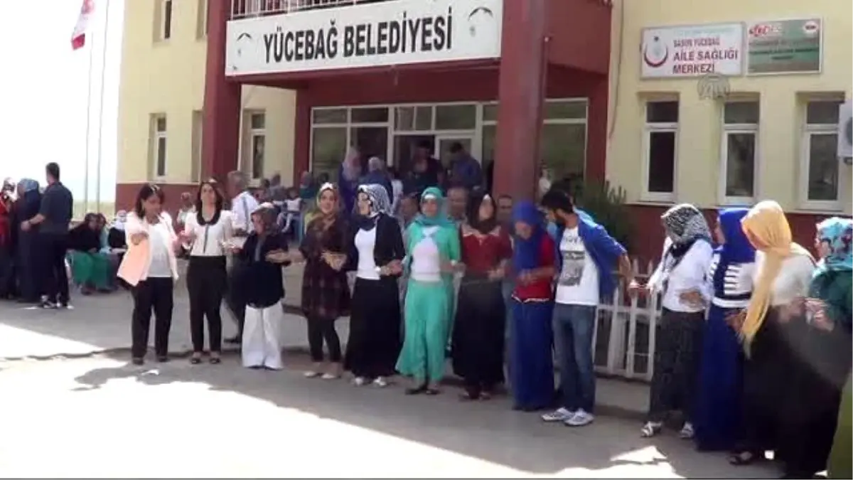 Beldedeki 21 Yıllık Küskünlüğü Sodes Bitirdi