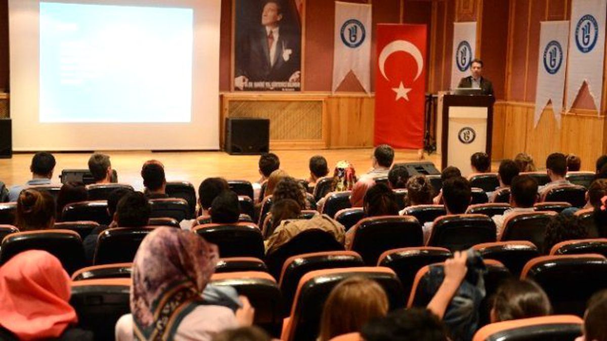 Bü\'de Coğrafya Bilgi Sistemleri Tanıtıldı