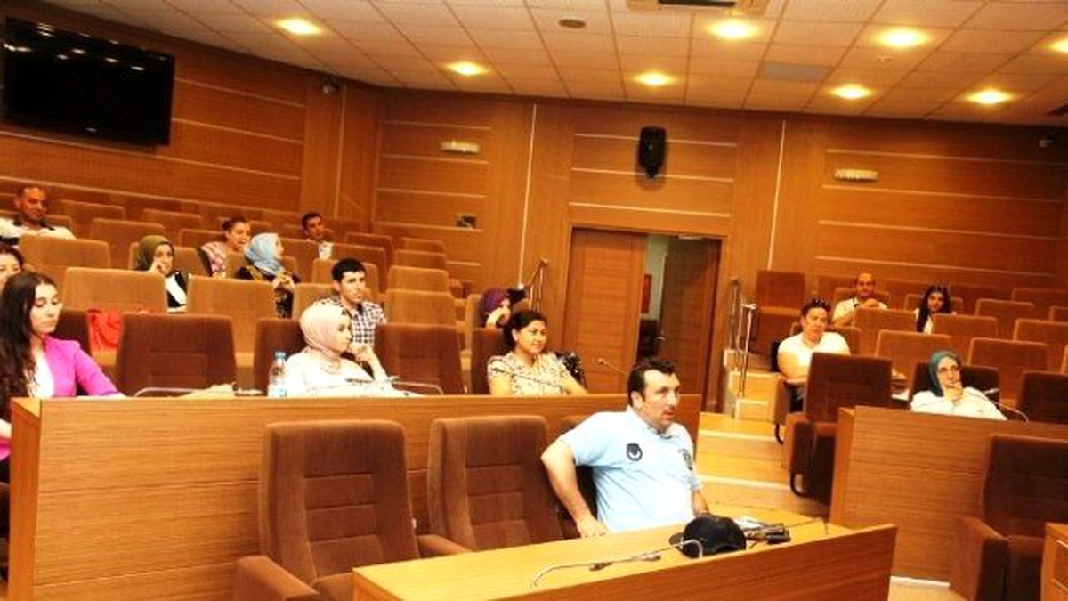 Büyükşehir\'in Eğitimcilerine İletişim Semineri