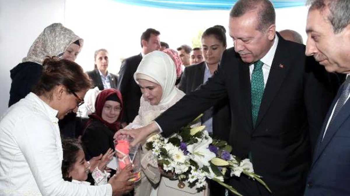 Cumhurbaşkanı Erdoğan: Katar Emiri Ülkesine Döndüğünde Sürpriz Yaparak 53 Tane Arap Atı Gönderdi