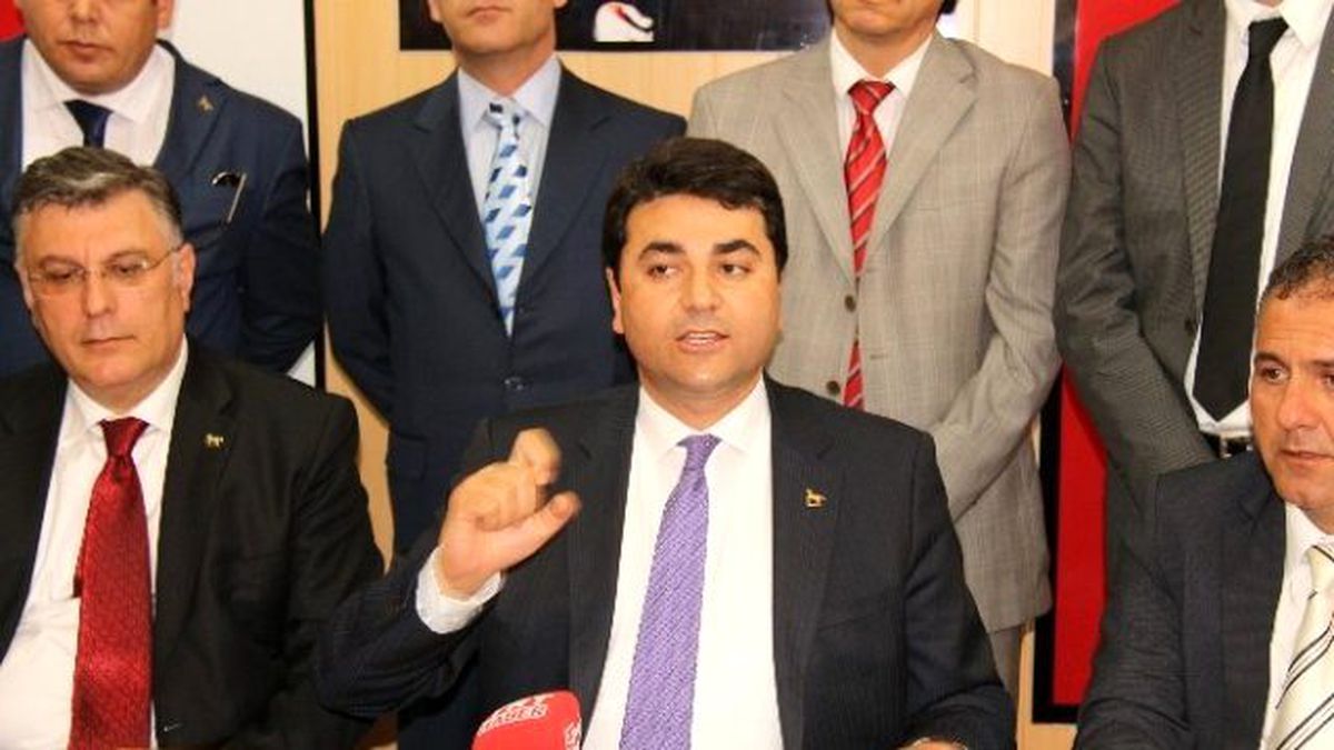 DP Genel Başkanı Uysal Samsun\'da Konuştu