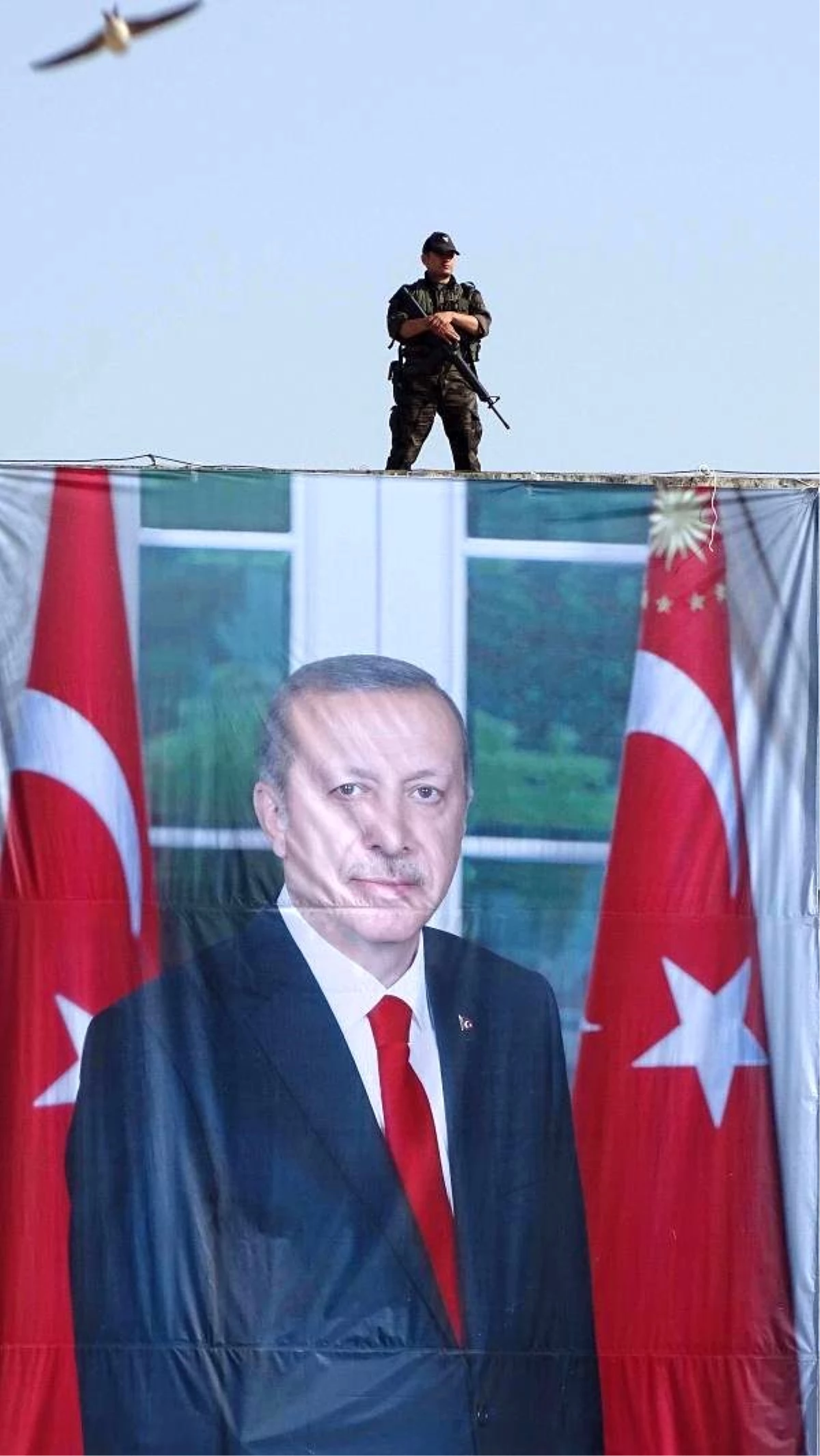 Erdoğan: Demokrasi Sancağı 7 Haziran\'da Daha Yüksek Bir Burca Dikilecek (2)