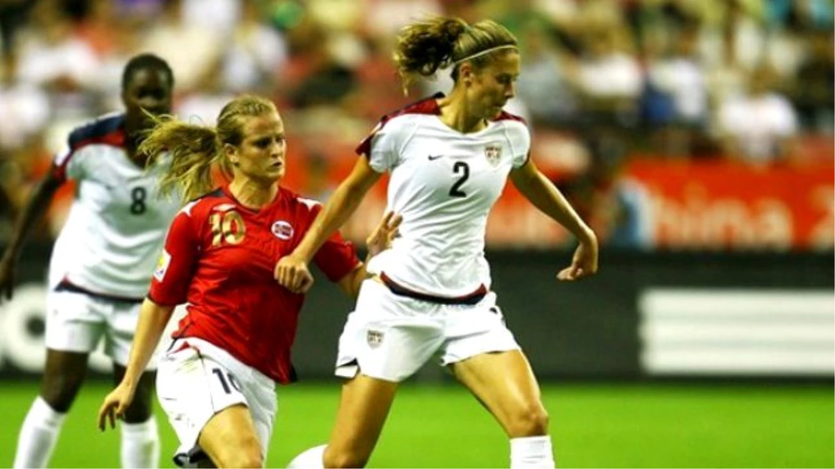FIFA\'dan Kadın Futbolculara Cinsiyet Testi
