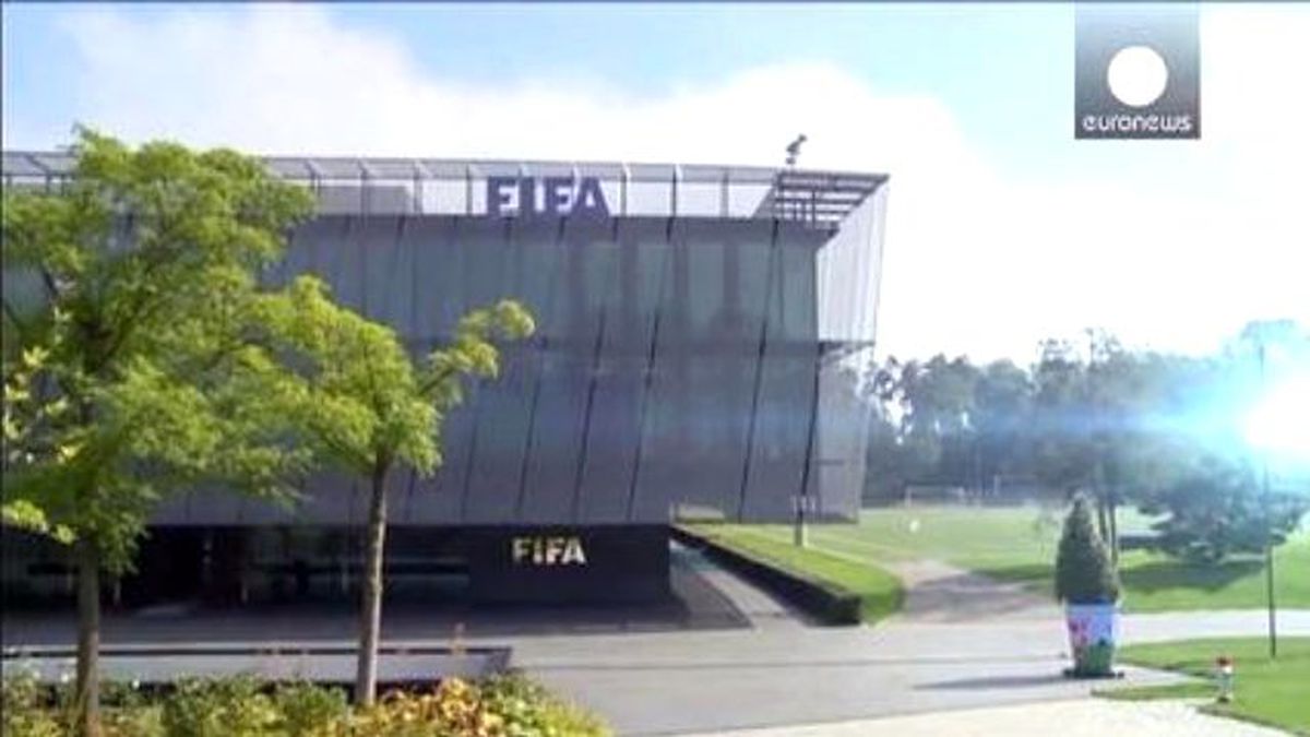 FIFA\'nın Üst Düzey Yöneticileri Gözaltına Alındı