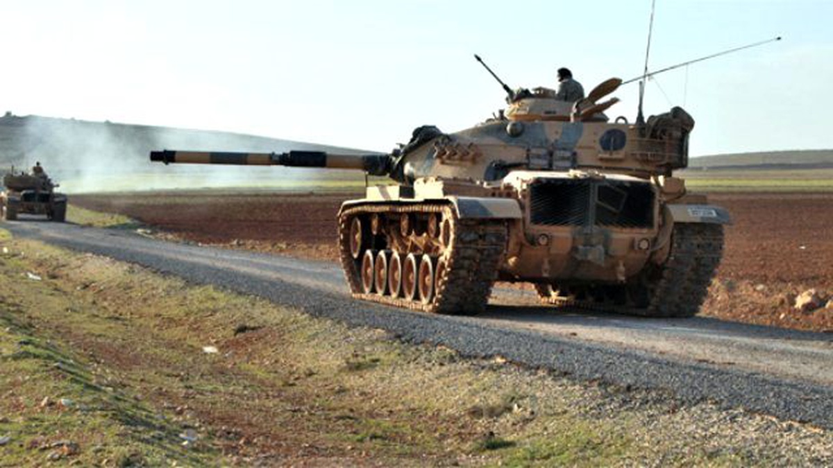Hakkari\'de 300 Metre Mazot Boru Hattı Bulundu