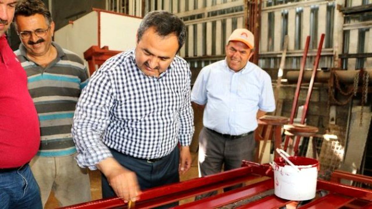 Hüseyin Samani Bu Kez de Boya Yaptı
