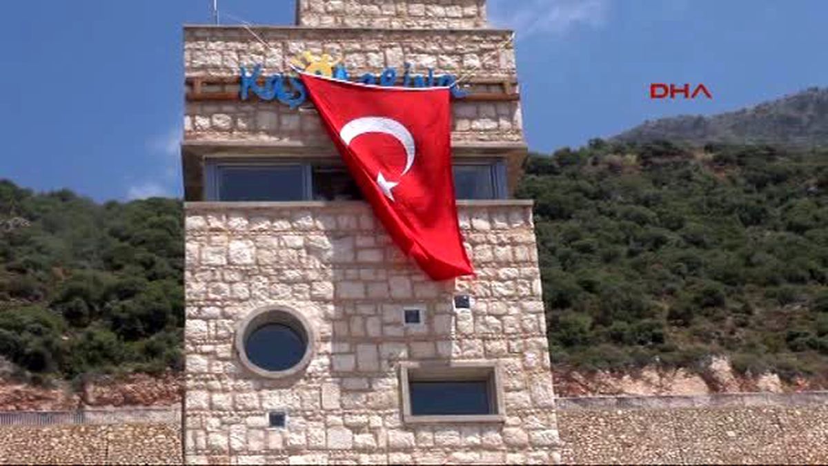 Kaş Marina\'da Doluluk Oranı Artıyor
