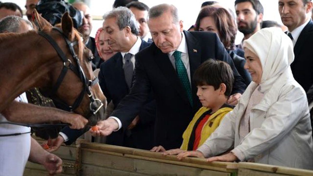 Katar\'dan Gelen Sürprizi Açıkladı
