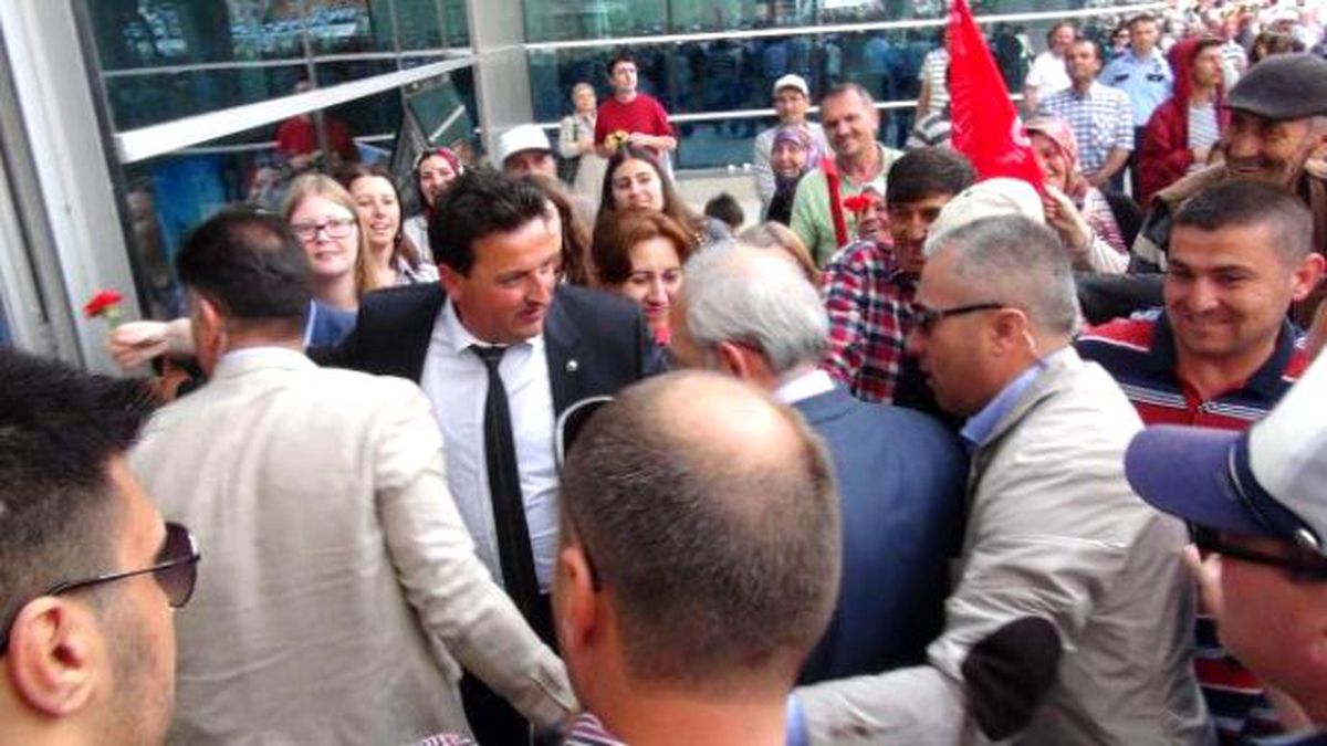 Kılıçdaroğlu: Seçimde Elektrikler Kesilirse Sandığın Üzerine Oturun (2)