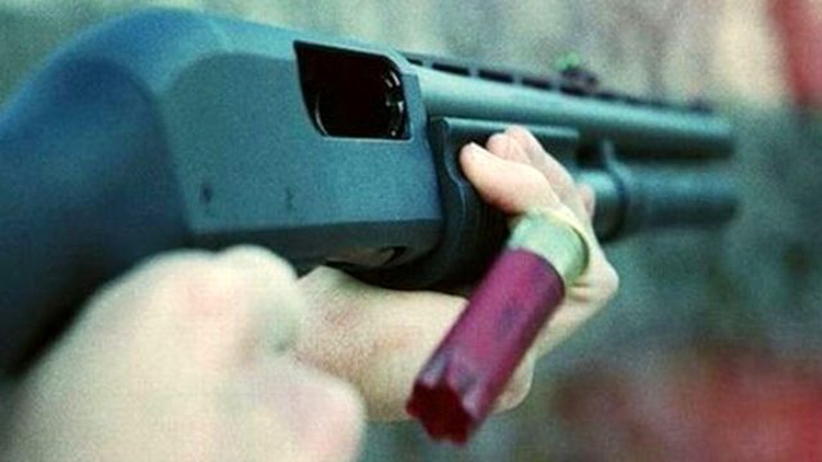 Komşu Kavgasını Ayırmak İsteyen Kişiyi Öldürdü