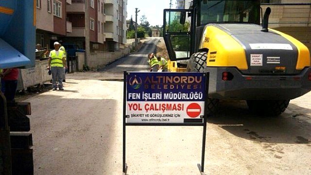 Altınordu\'da Yollar Yenileniyor