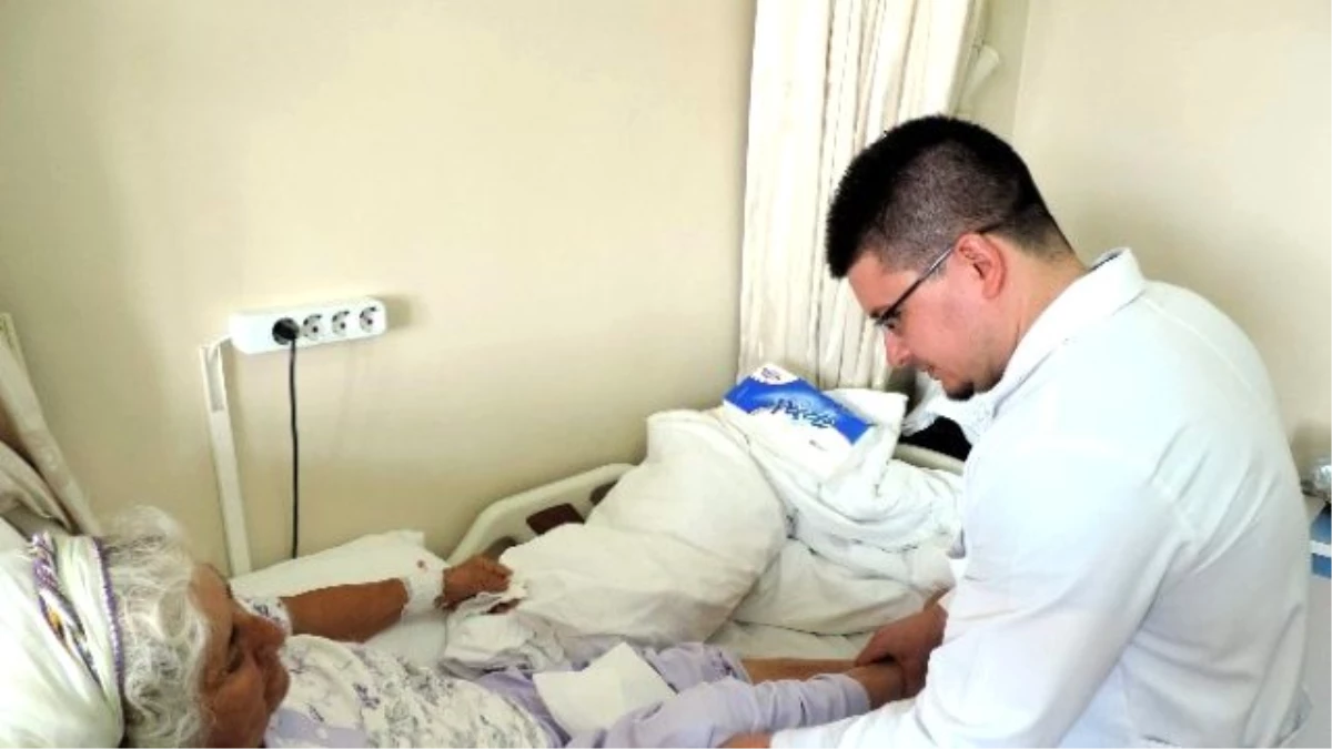 Aydın Devlet Hastanesi Felçli Hastalara Umut Oldu