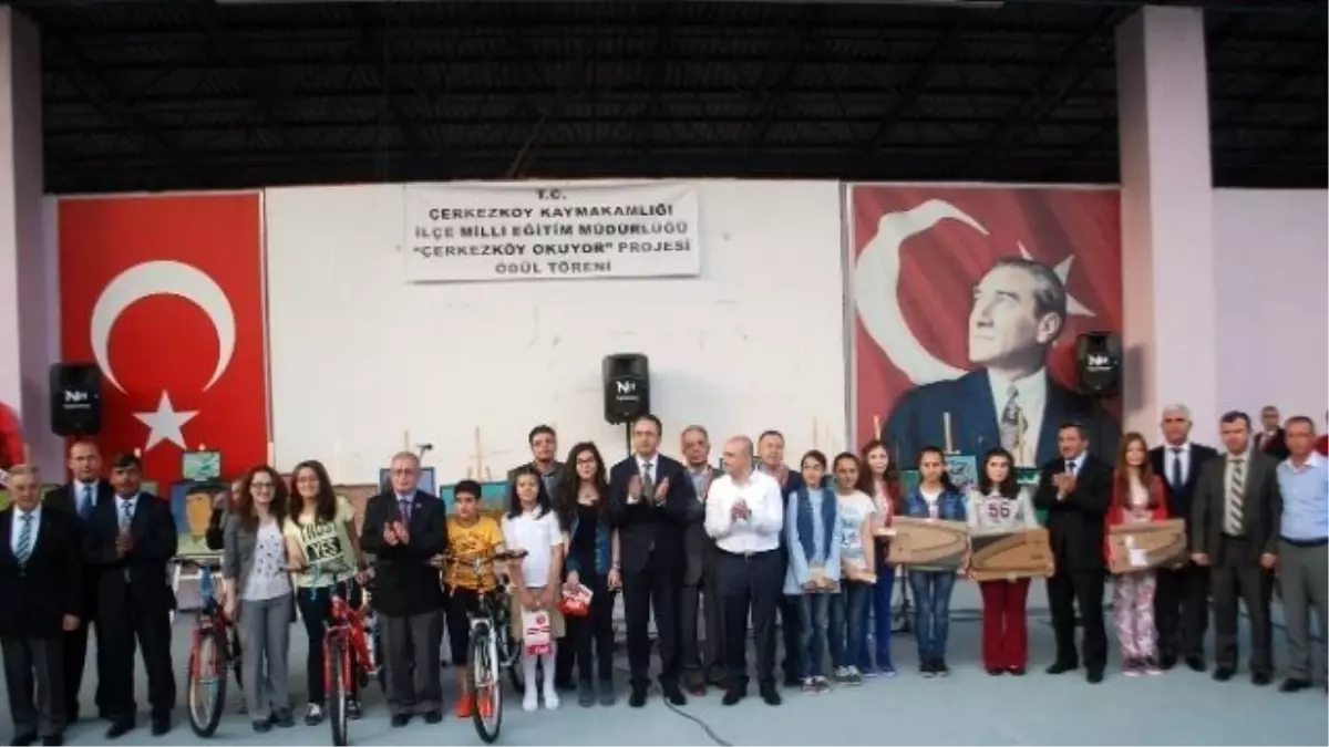 Çerkezköy Okuyor\' Projesinin En İyileri Ödüllendirildi