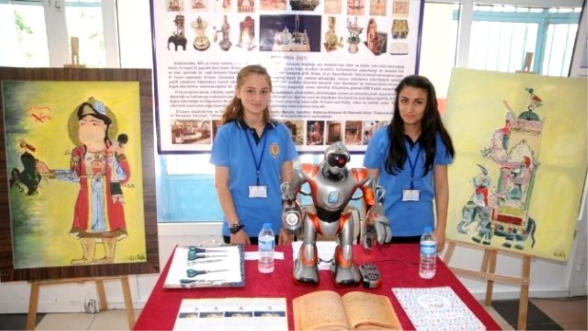 Cizre Merkez Anadolu Lisesi\'nde Tübitak Bilim Fuarı Açıldı