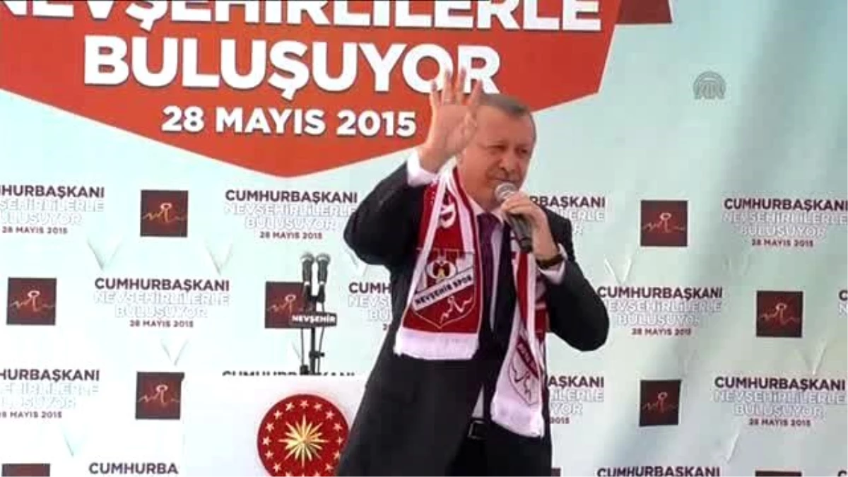 Erdoğan: "Amerika\'da Ne İşin Var? Mekke\'ye Medine\'ye Gitseydin Ya"