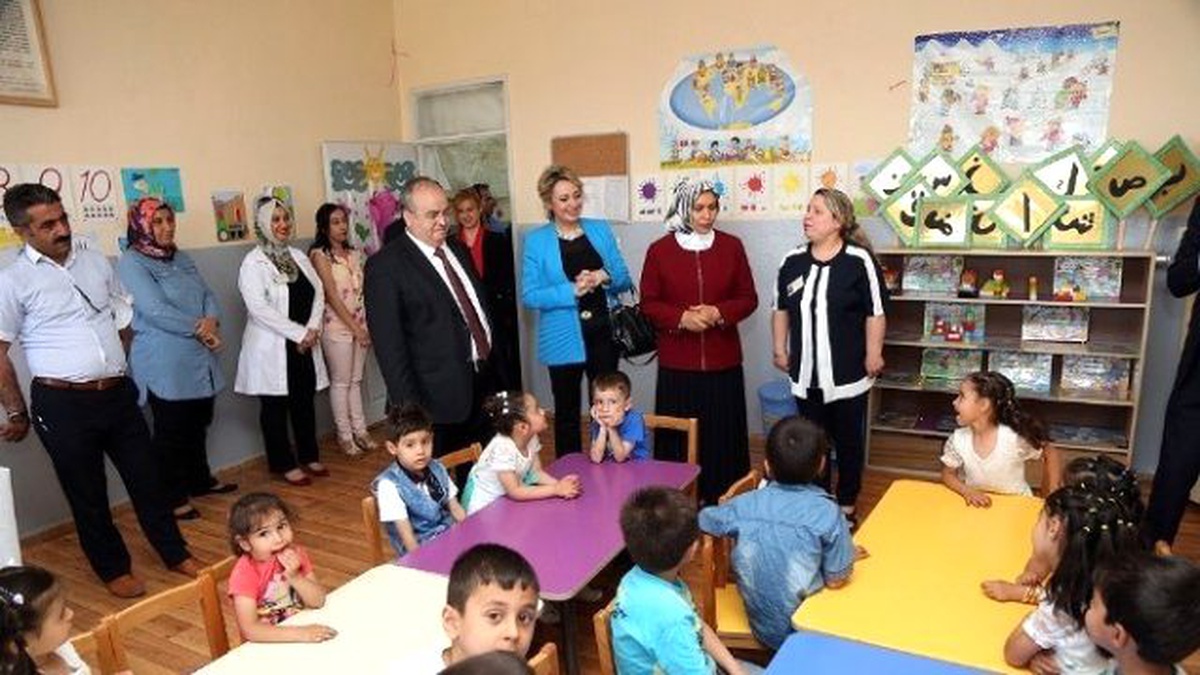 Girne Sosyal Tesisi Kursiyerleri El Emeği Göz Nurunu Sergiledi
